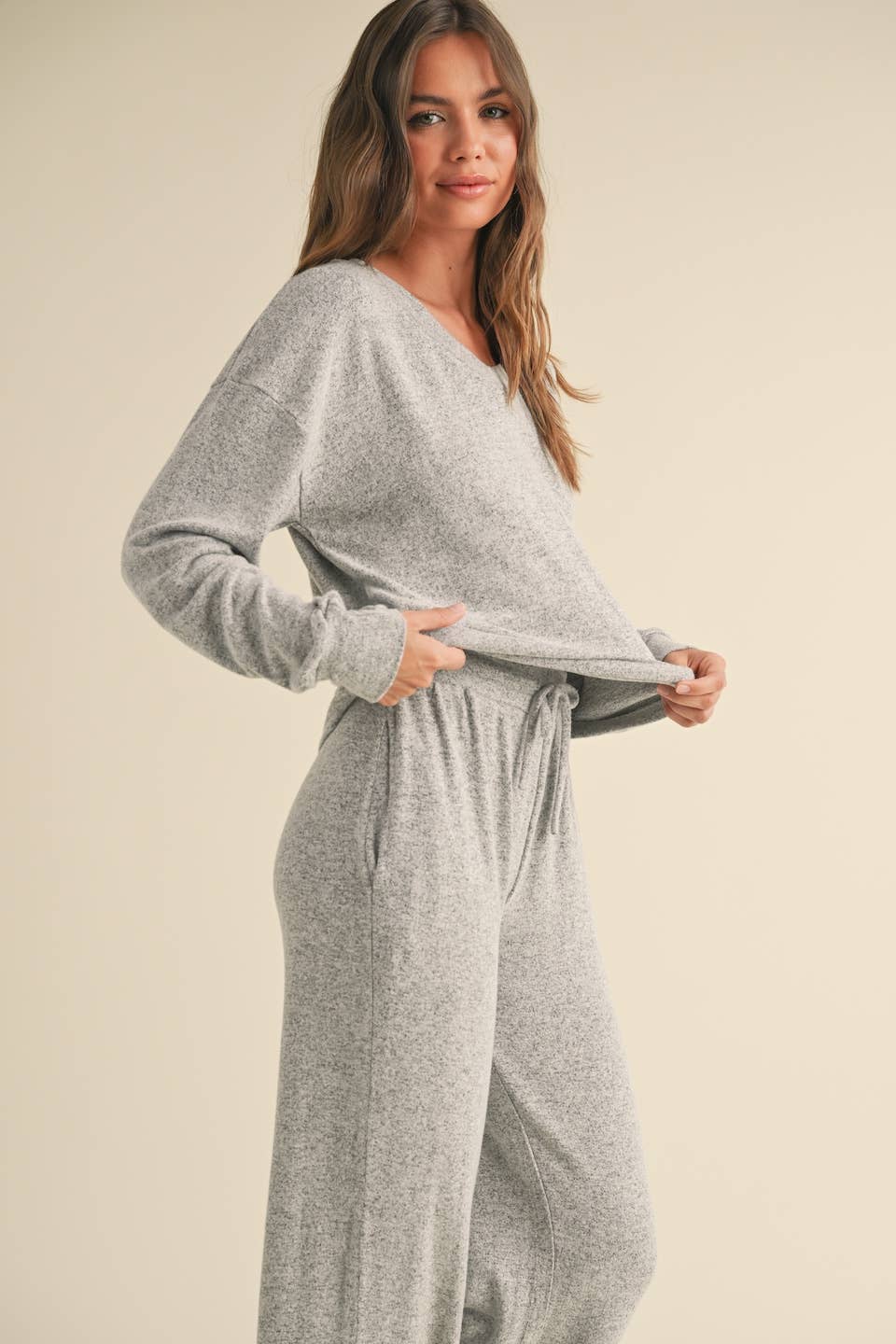 KIMBERLY C - Wholesale Knit Top - Women's - Brushed Hacci Long Sleeve V Neck Top29