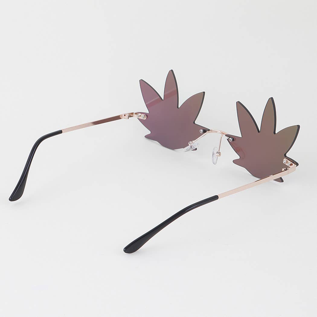 MIX Bolt N Stoned Sunglasses for wholesale on Faire4