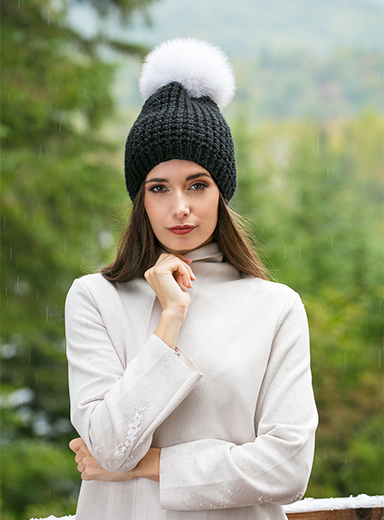 Kyi Kyi - Vendita all'ingrosso Berretto - Donna - Berretto slouchy classico con pompon in vera pelliccia di volpe - colori divertenti3