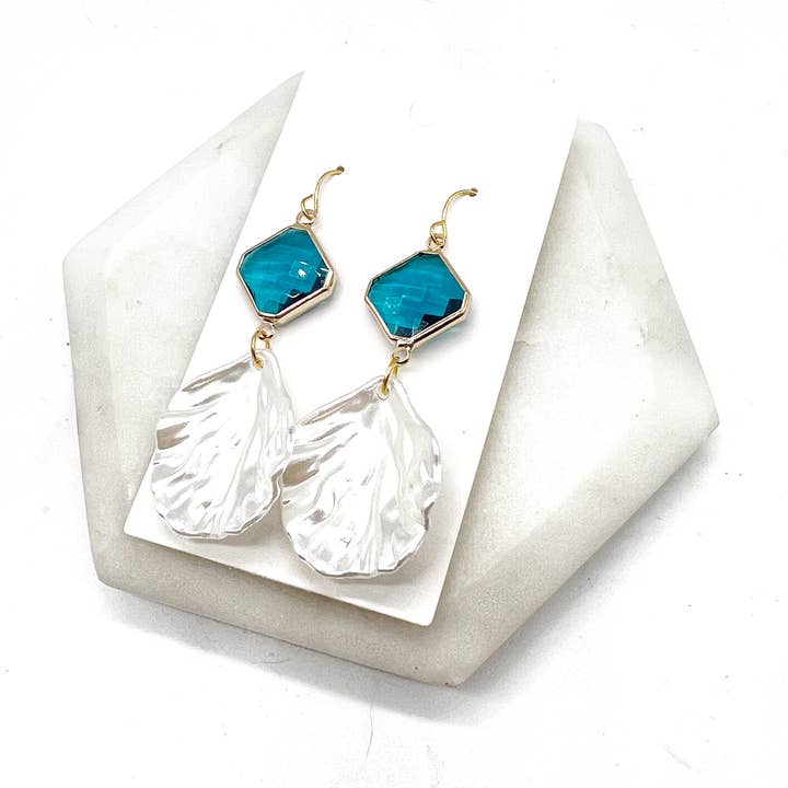 Baubles by B - Wholesale Dangle Earrings - Ocean Blue Shell Statement Earrings Seashell Beach6