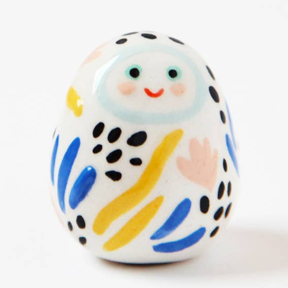 Rain Spirit//Sculpture en céramique pour la vente par Dodo Toucan