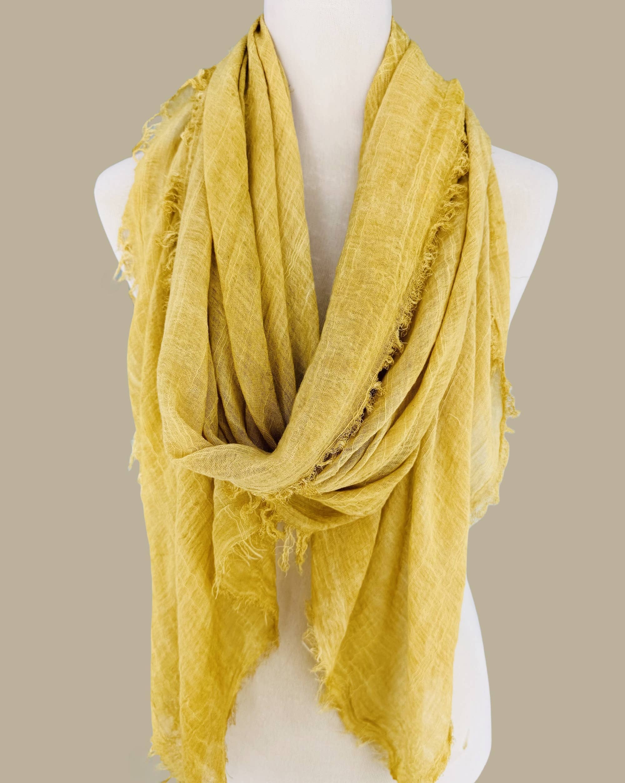 JC Sunny Fashion - Vente Écharpe – femme - Écharpe surdimensionnée en couleur unie délavée à la pierre avec bords bruts JC02103718