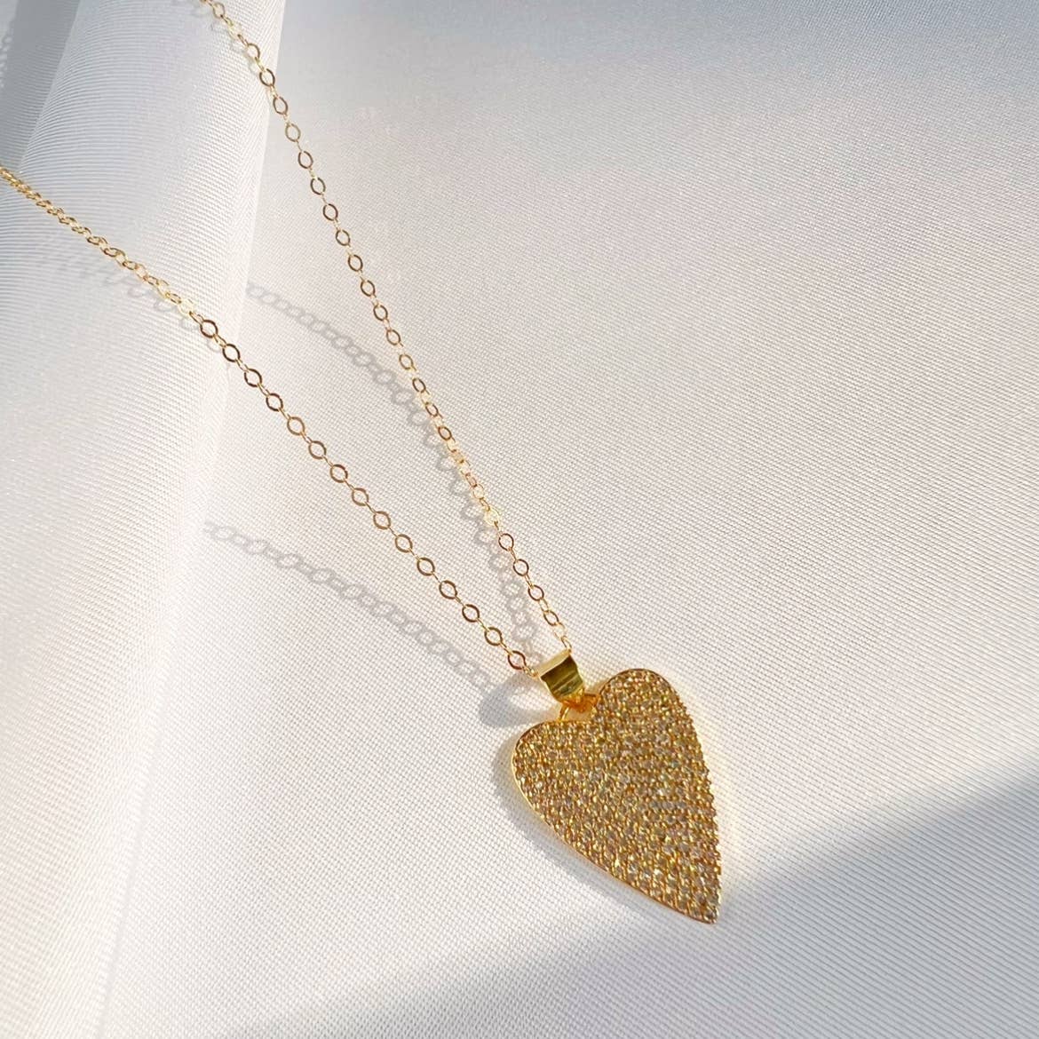 True by Kristy Jewelry - Vente Colliers à pendentif - Collier One Love Heart CZ Gold Filled3
