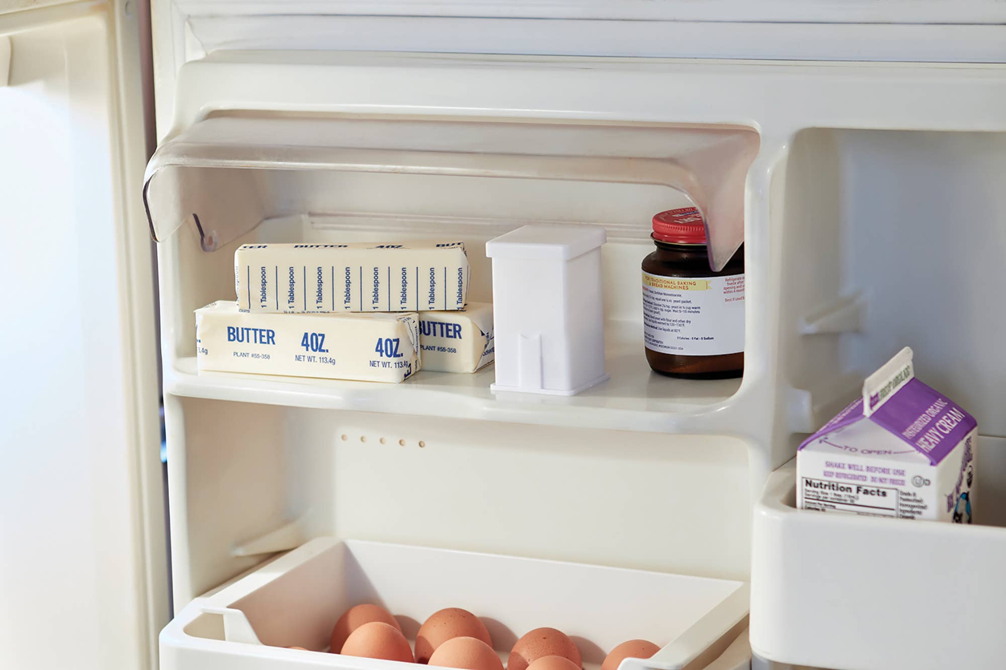 Fox Run Brands - Wholesale Corn Holders/Tools - Fox Run Butter Spreader with Built-In Cover, 2" x 3.25"3