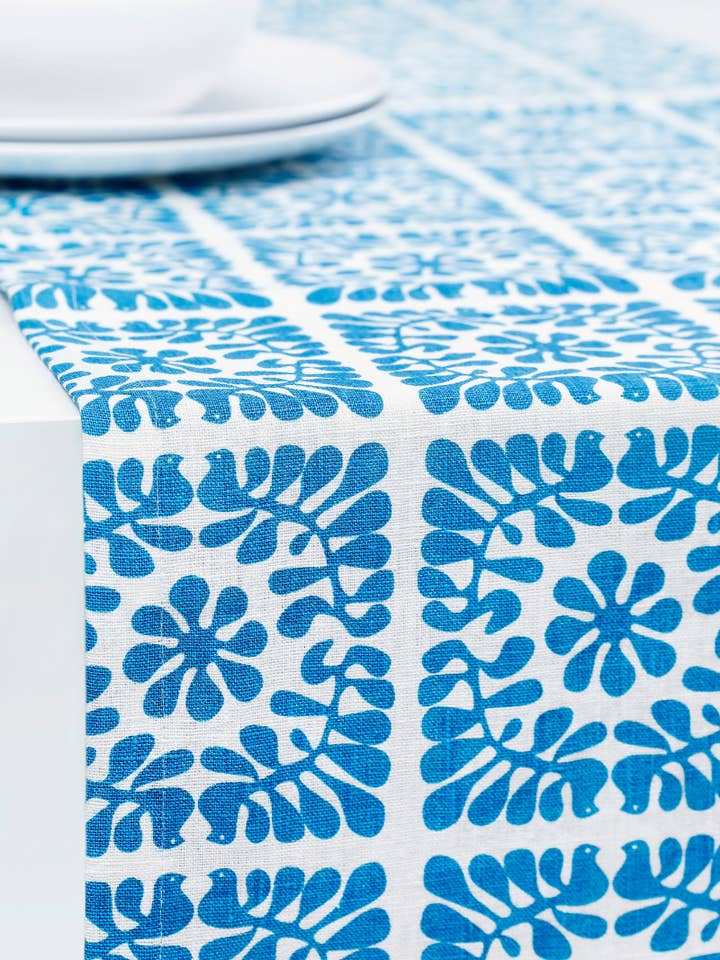 Chemin de table en lin lavé à la pierre PALOMA | Turquoise pour la vente par öökülm