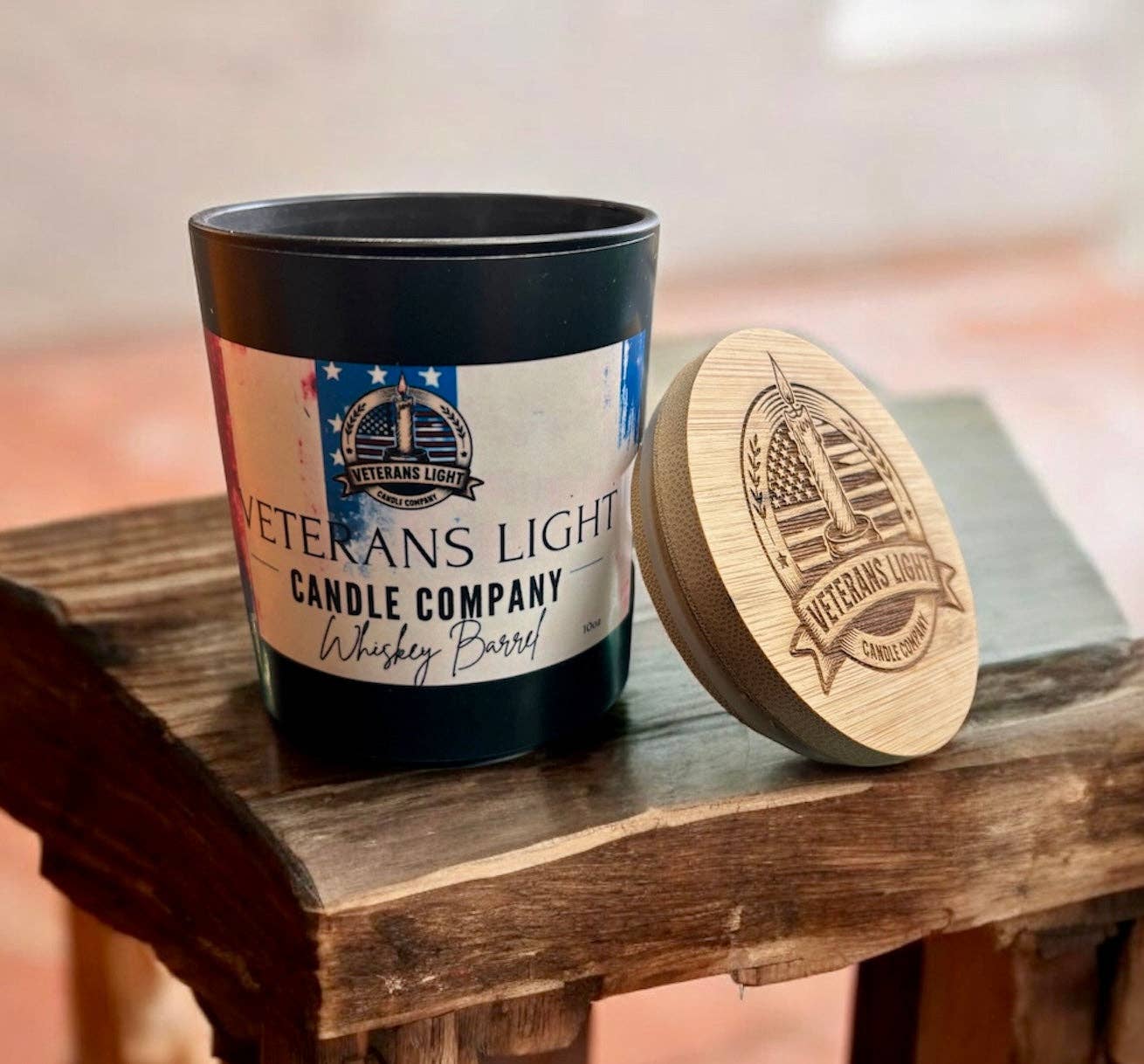 Veterans Light Candle Company - Wholesale Pot/gevulde kaars - Whiskey Barrel Geurkaars met Eik, Cederhout en Gerijpte Whiskey