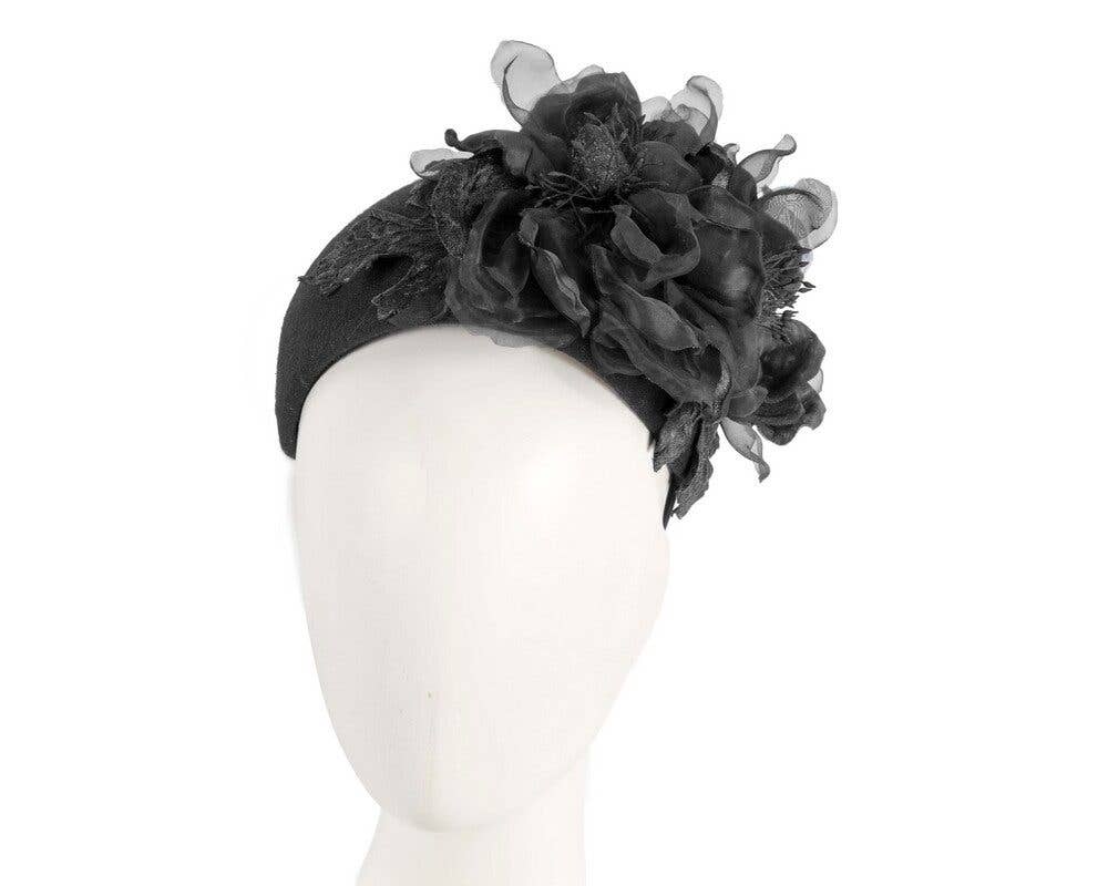 Max Alexander by Cupids Millinery Melbourne - Vendita all'ingrosso Fascinator - Donna - Cerchietto largo con fiore in seta2