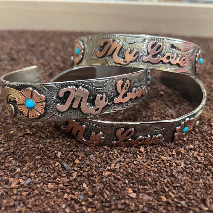 Manchette My Love pour la vente par Texas Lux