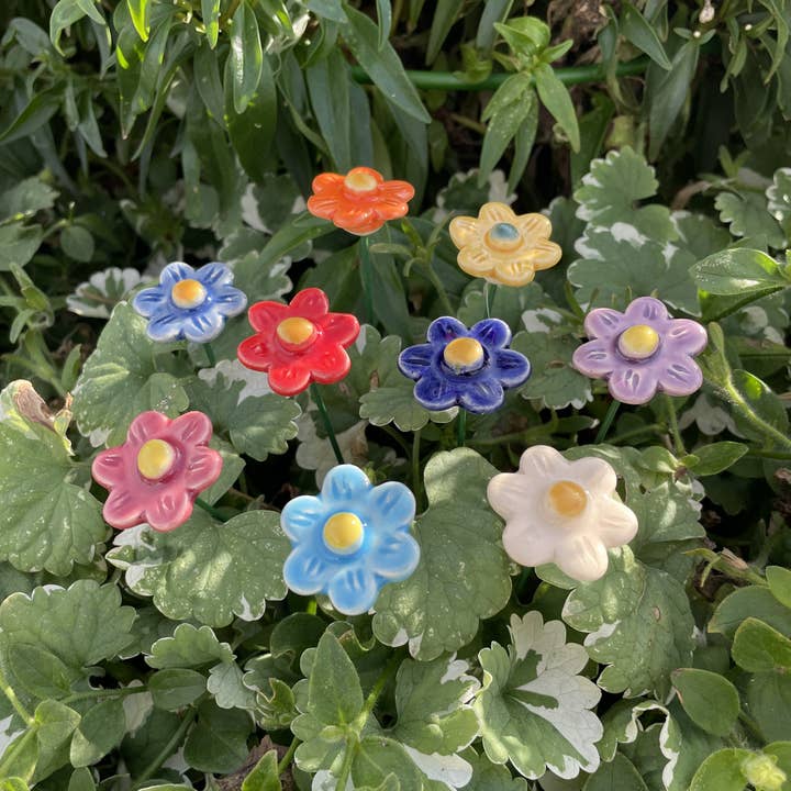 Pannonhem AB. - Wholesale Garden/Lawn Stake - Ceramic Strawberry Blossom,Plant stake4