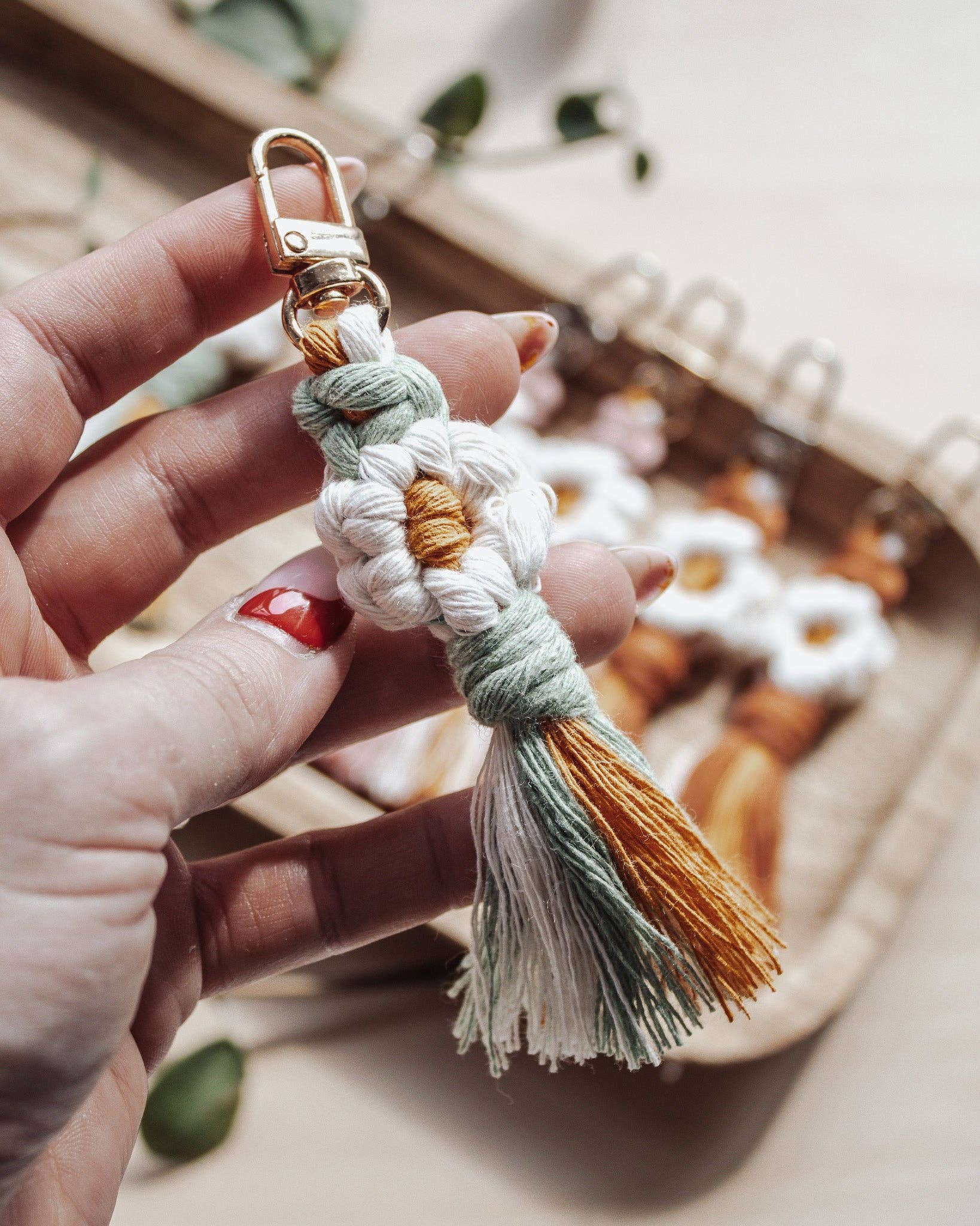 Modern Bo Studio – wholesale Keychain – Women's – Daisy Keychain / Bag Charm0