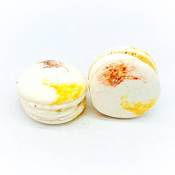 macaron centrale - Wholesale Cookie - Praline Vegan Macarons - Available in 24 & 48 Pack1