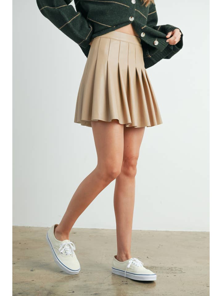 BUTTERMELON - Wholesale Skirt - Women's - Solid Pleated Leather Mini Skirt - BMS7632