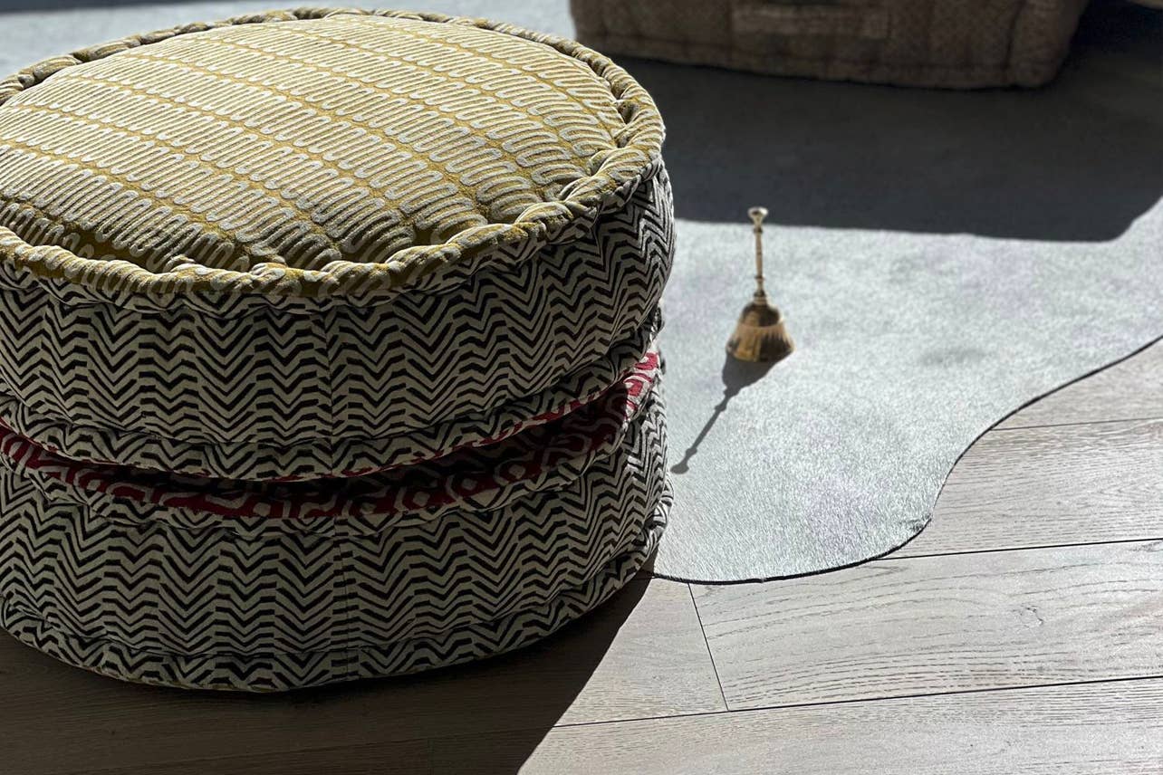 Verve Culture – Engroshandel Meditationsudstyr – Meditationspude med dobbeltsidet bloktryk - rund2