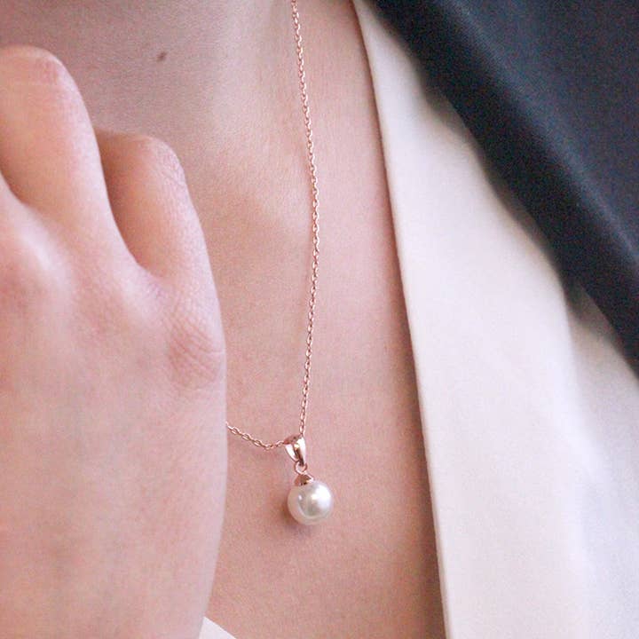 CARALI / MYC Paris – wholesale Pendant/charm necklace – Full Moon Pearl Pendants - Rose Gold and Crystal5