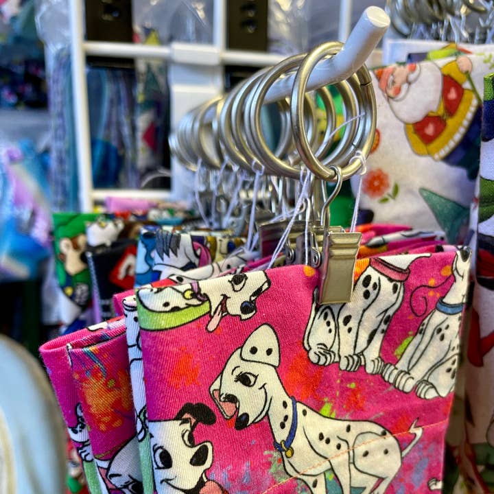 Woofingtons & Company - Wholesale Pet Bandana - Dog - Over The Collar Dog Bandana Display Clips For Markets