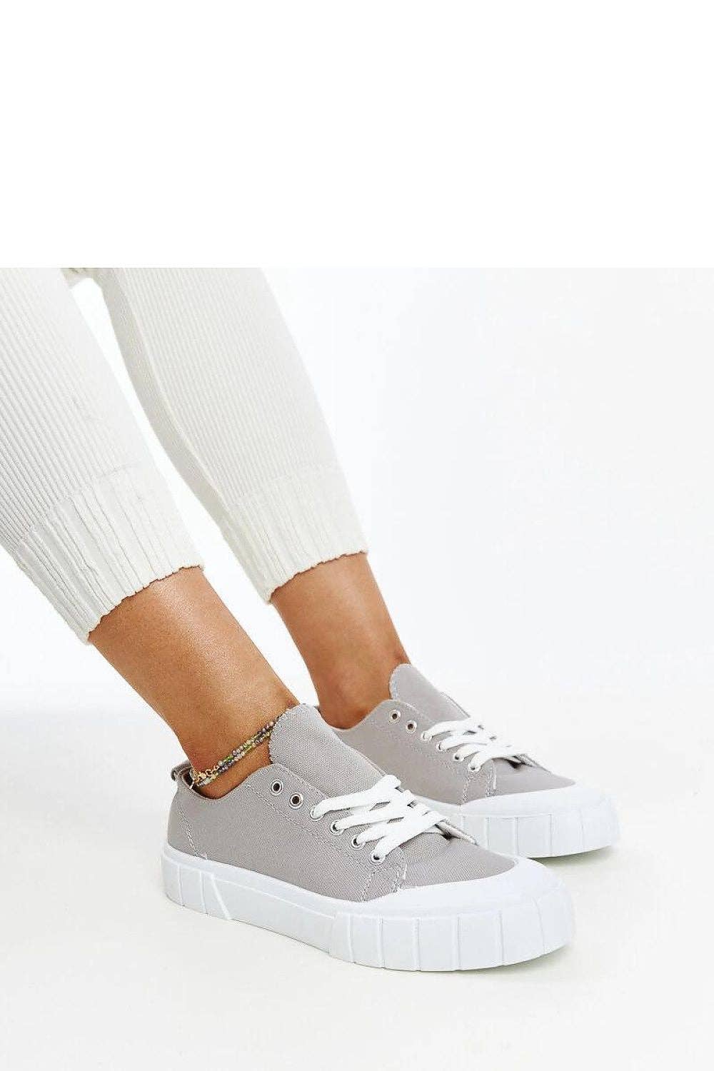 Lieber Deem Marktplatz - Wholesale Lifestyle Sneakers - Women's - Sneakers Model 207371 Solea13