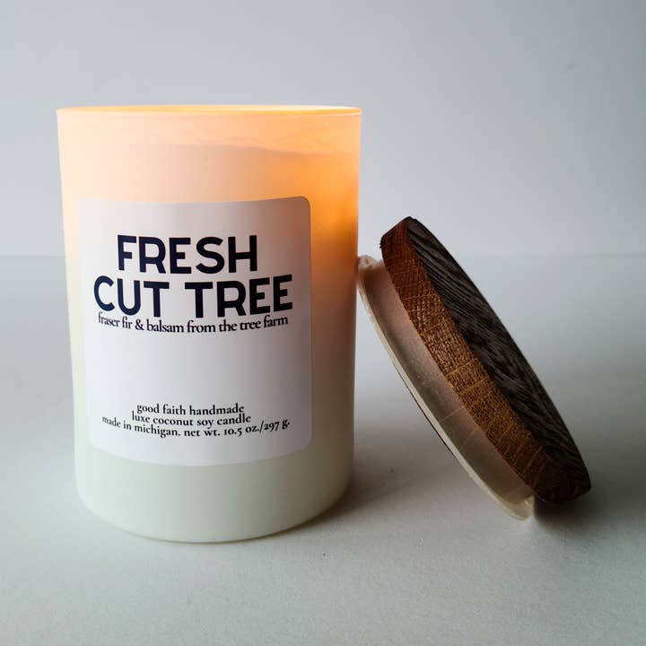 Vakantie/Kerst Coconut Soy Candle 10.5 oz. voor wholesale door Good Faith Handmade LLC