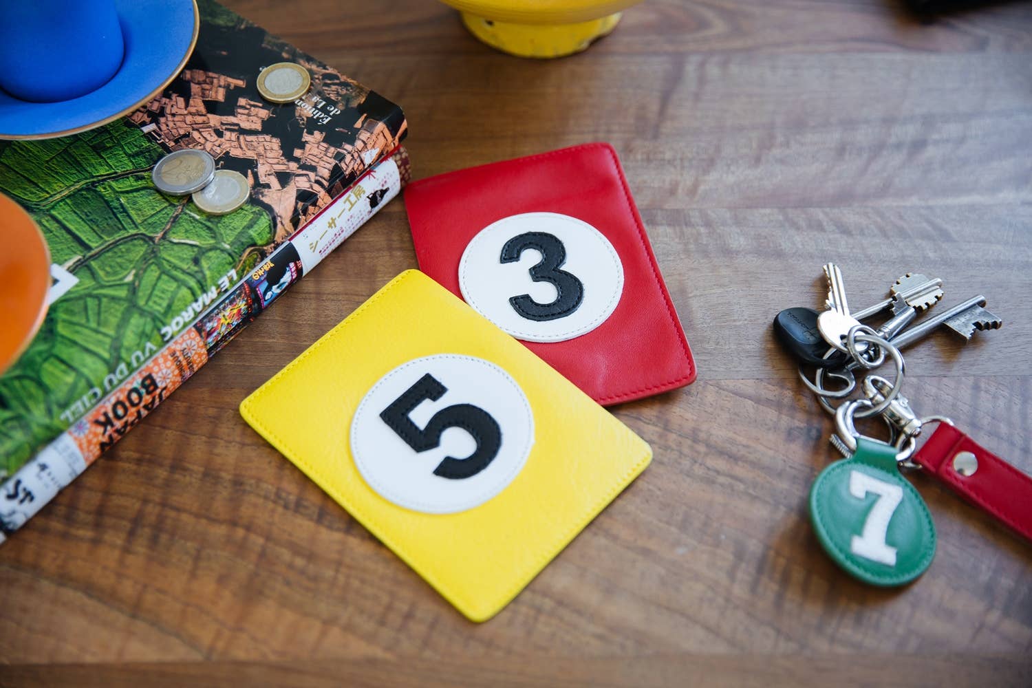 E2R PARIS - Wholesale Passport Case - Unisex - Red passport holder in upcycled leather, number 31