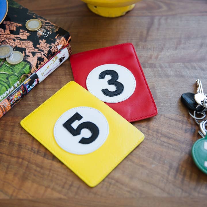 E2R PARIS - Wholesale Passport Case - Unisex - Red passport holder in upcycled leather, number 31