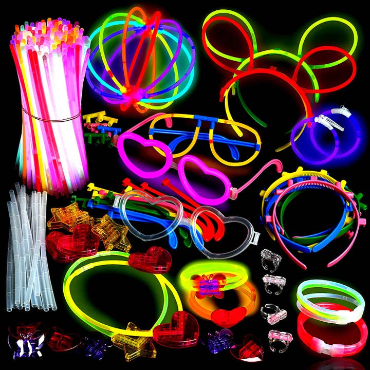 500 Glow Sticks Party Pack Necklaces And Bracelets for wholesale by Play22