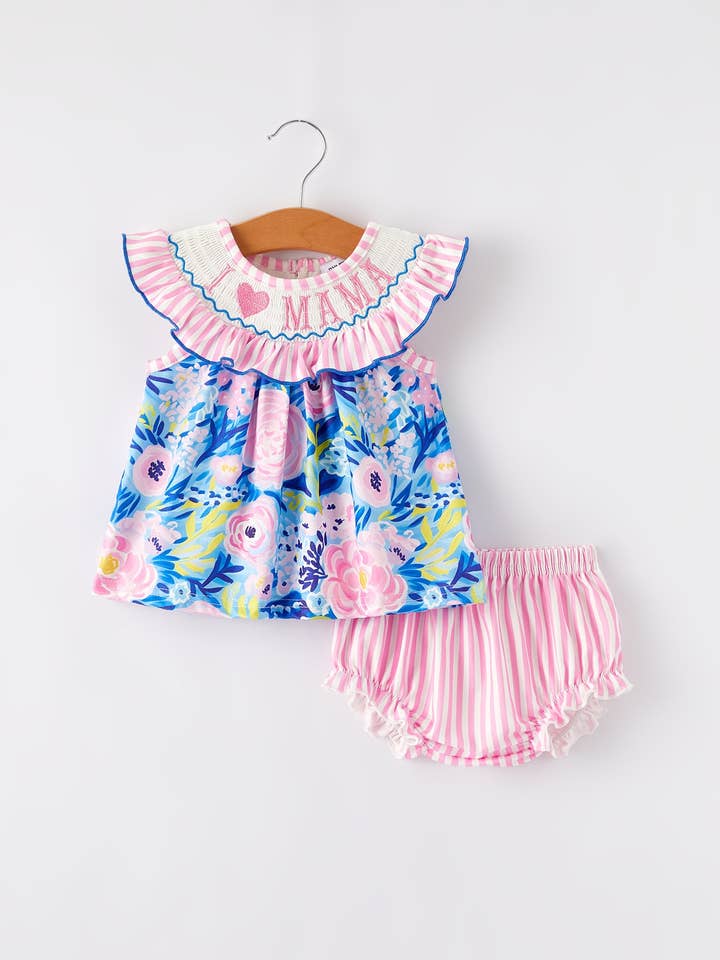 Rylee Faith Designs - Wholesale Clothing Set - Baby - “I ❤ MAMA”Embroidery Smocking Baby Girls Bloomers Set