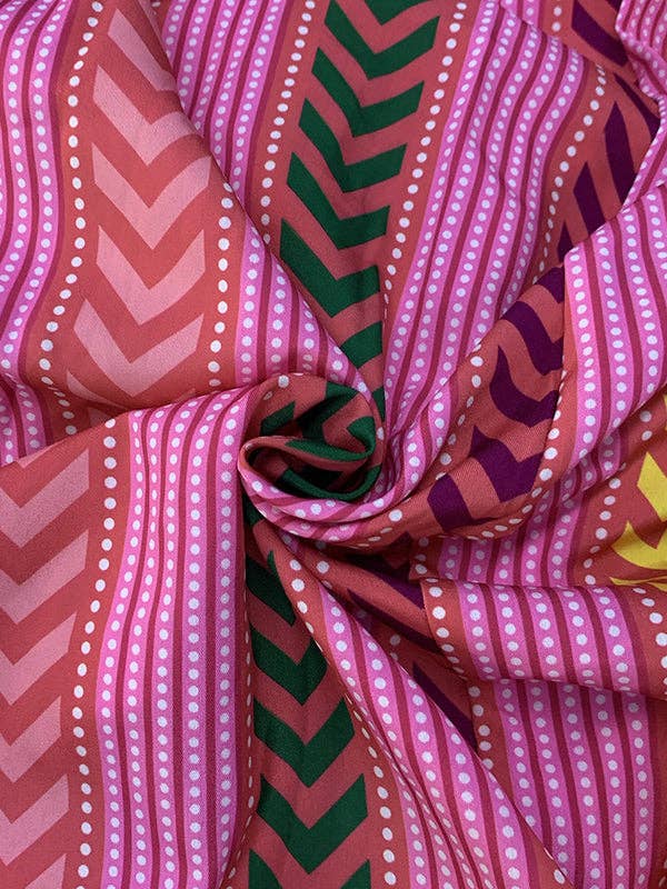 ROJO ROSA Faldas de fondo con vendaje suelto y estampado multicolor de venta al por mayor en Faire6