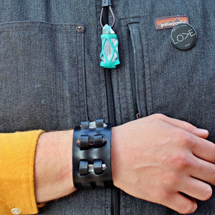 Watch 2025 crystal holder