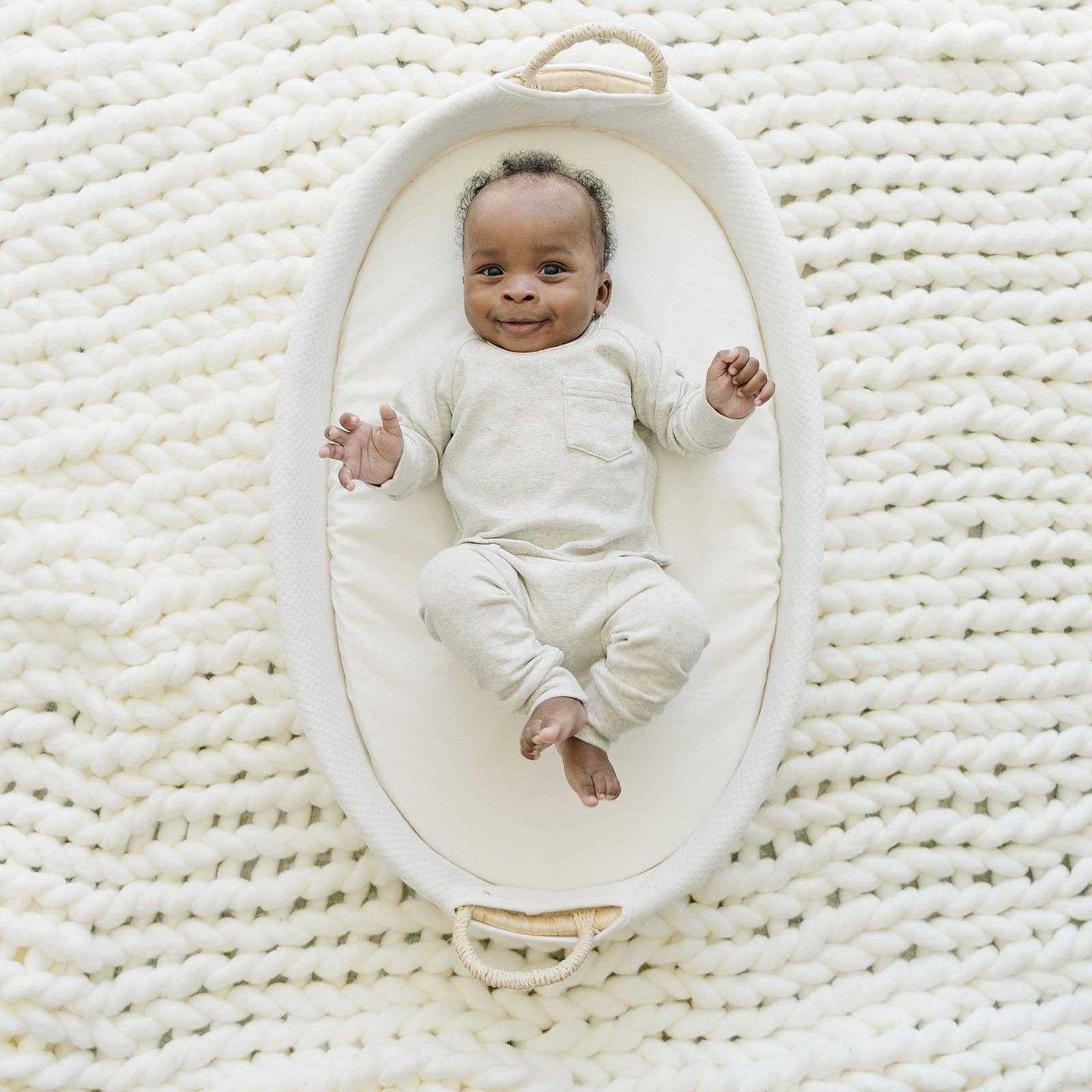 Lucky Panda Kids - Venta al por mayor Conjuntos de ropa cómoda - Niños - Conjunto lounge de algodón para bebé y niño pequeño - color avena2