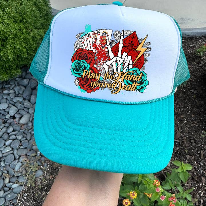 Southern Attitude Designs Inc - Venta al por mayor Gorra trucker - Mujer - Gorra de camionero blanca y jade con estampado DTF de The Hand You're Deal0