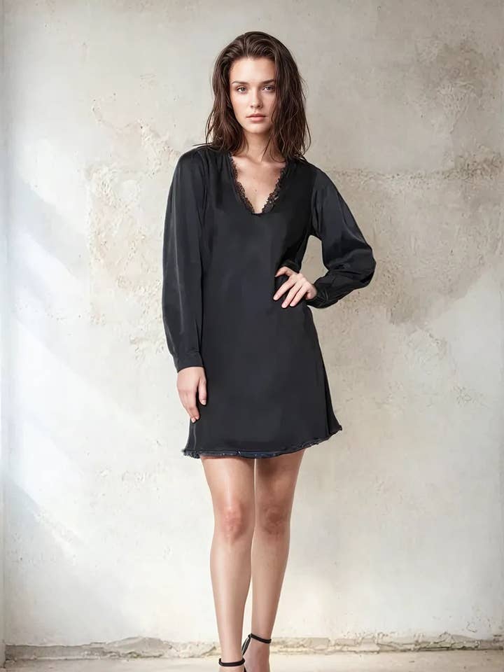 VESTIDO DE MANGA LARGA CON CORTE AL BIES para venta al por mayor de Maven West