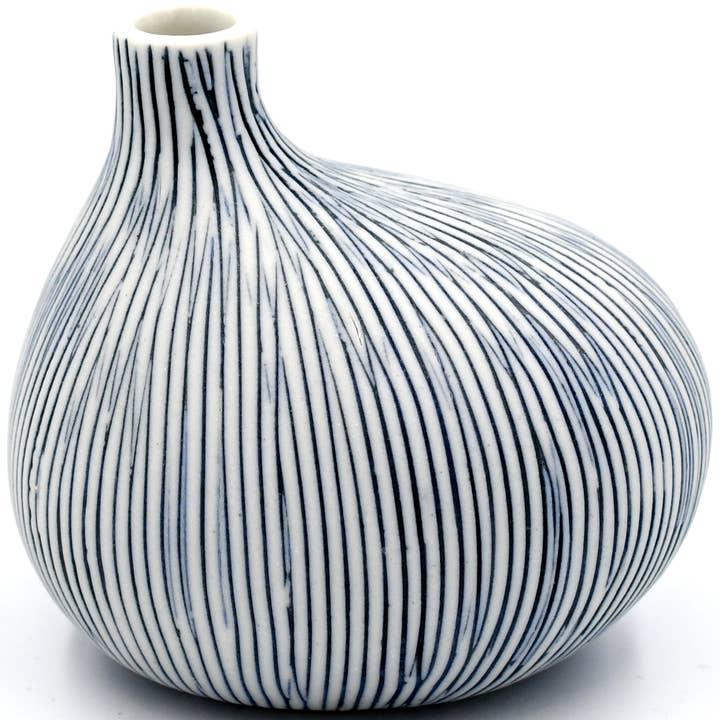 190W27 OMO MINI S-Handcrafted Porcelain Bud Vase for wholesale by Art Floral Trading LLC