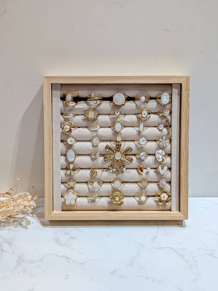 Set van 40 witte ringen voor wholesale door LOLO & YAYA