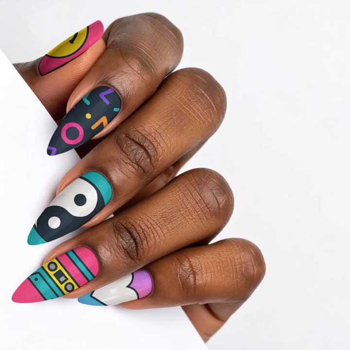 FYNE BODY - Wholesale Press-on/fake nails - Retro Drip 90's Press-On Nails50