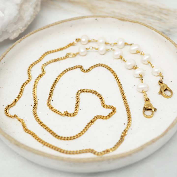 6mm Fresh Water Pearl Eye and Sun Glass Chain for wholesale by Subject II Change