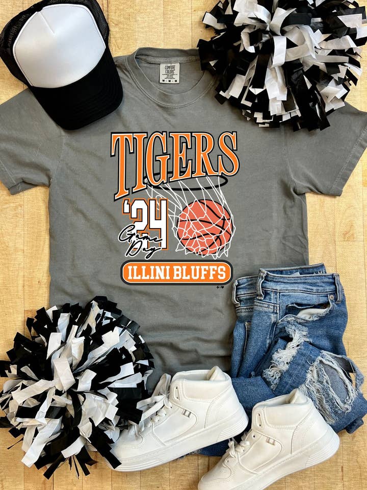 Hustle+Heart - Wholesale T-Shirt (Graphic) - Women's - Vintage Game Day Custom Basketball Tee (BSKTBALL1038-DTF-TEE)1