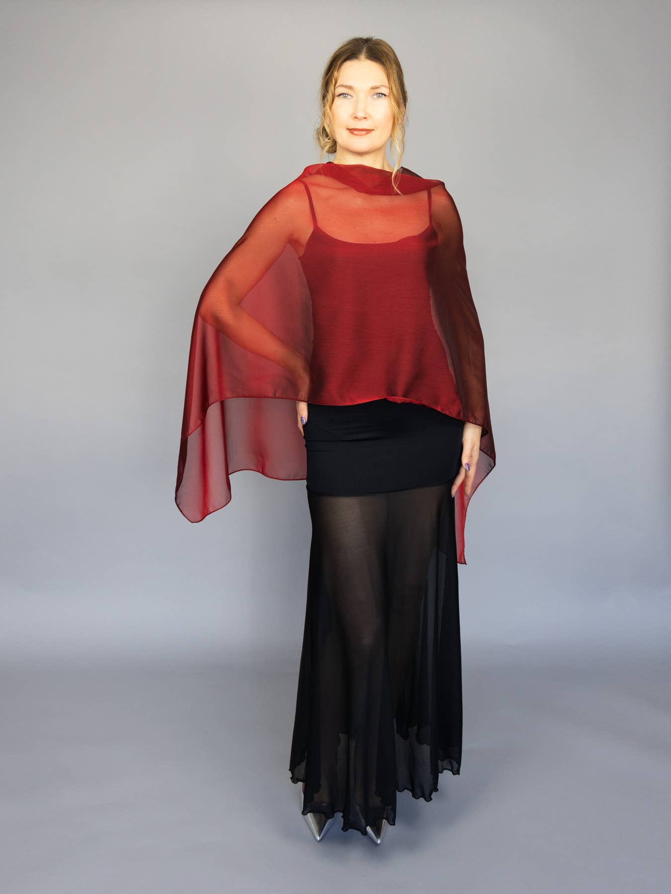 BridalSpain - Venta al por mayor Capa corta- Mujer - Capa Transparente Estilo Griego en Color Vino para Damas de Honor13