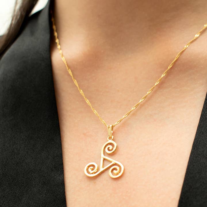 Moonlistic - Vendita all'ingrosso Collana con ciondolo/pendaglio - Collana a spirale celtica (oro)