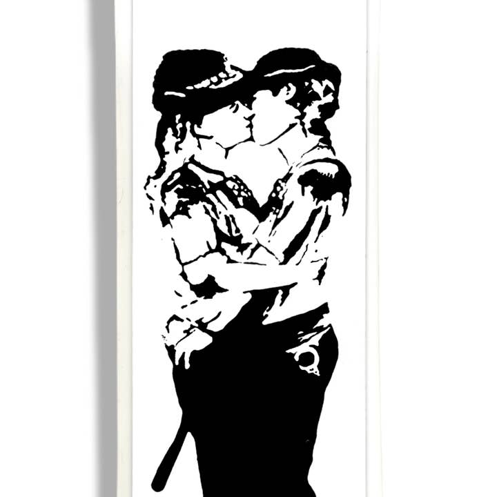 URBAN.ITY SRL – Marcador por atacado – Marcador perfumado Banksy - Kissing Coppers1