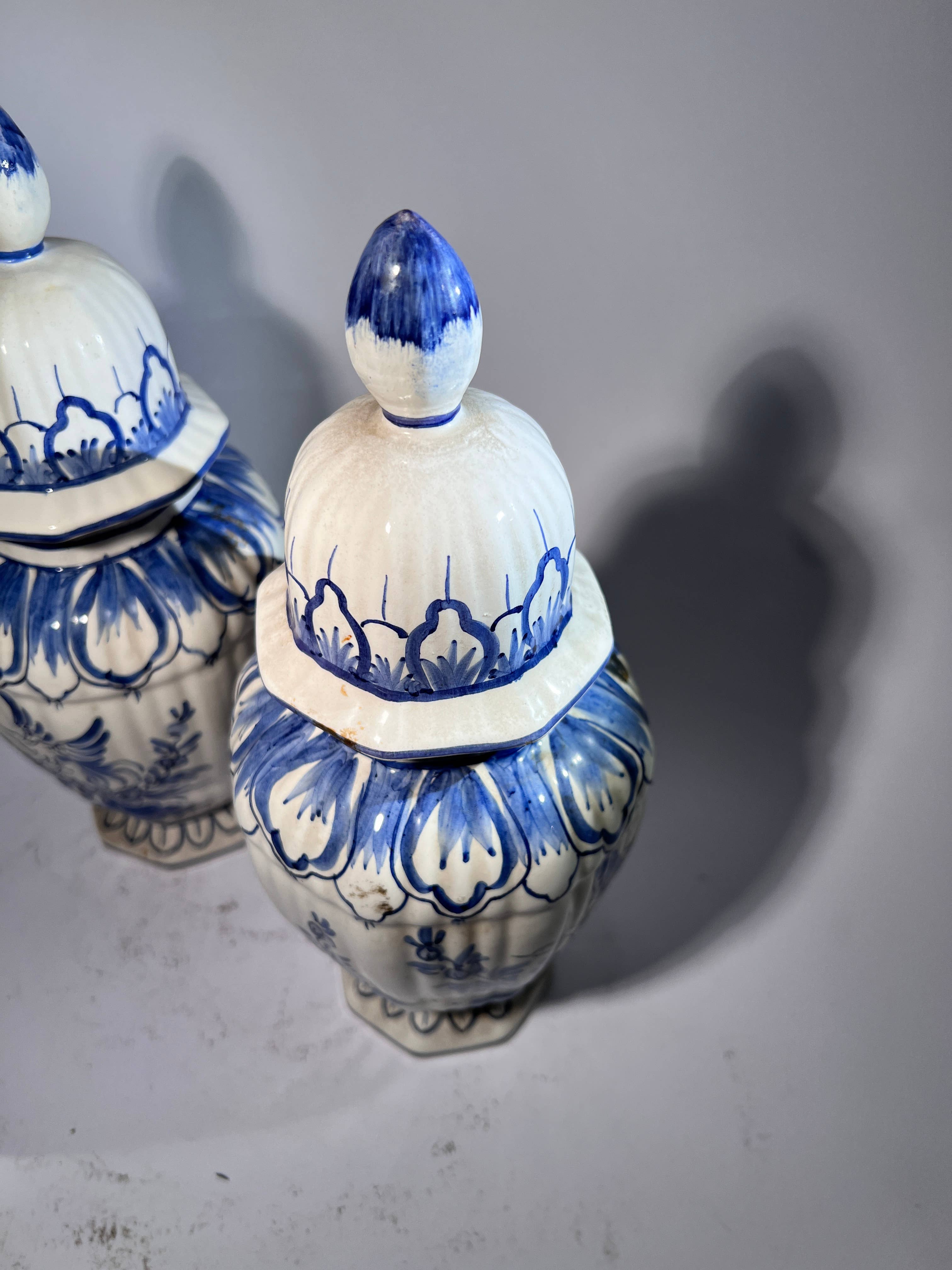 DADA Novecento – Großhandel Vasen – Paar Albarelli-Vasen aus Bassano-Keramik12