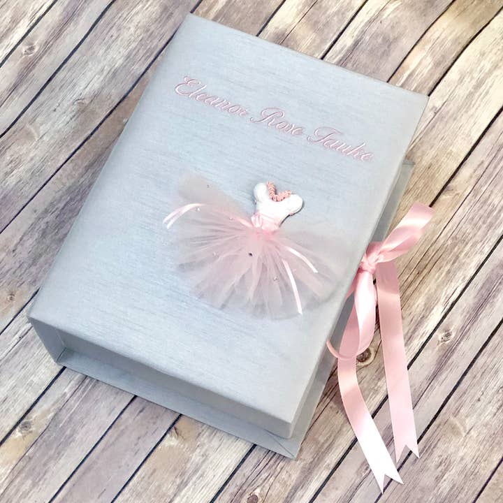 Keepsake médio Box-Ballerina Tutu com Pedrinhas por atacado de MARCELA