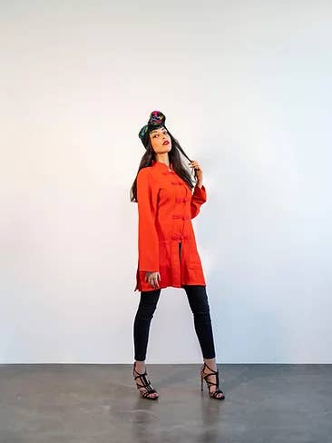 Dengri Vermilion per la vendita all'ingrosso da parte di Keswa