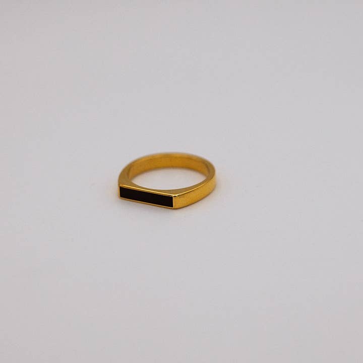 MeloMelo - Wholesale Signet ring - Clementine - Dainty Signet Enamel Ring