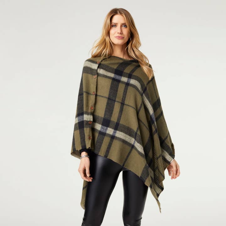COCO + CARMEN - Wholesale Poncho - Women's - Adela Supersoft Plaid Poncho with Buttons