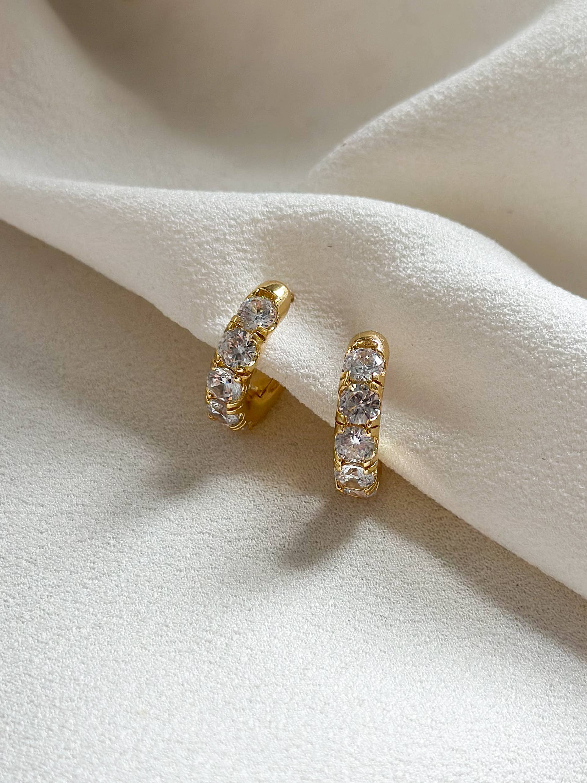 Ellis Grey Jewellery – wholesale Huggie earrings – 18k Gold Chunky CZ Hoop Earrings1