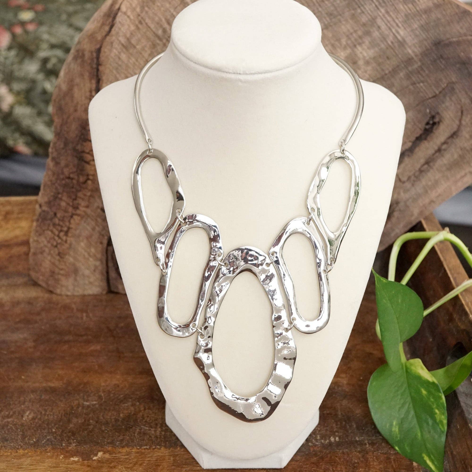 PennyLine inc - Wholesale Link & Chain Necklace - Links Statement Necklace set in Gold Silver Tones10