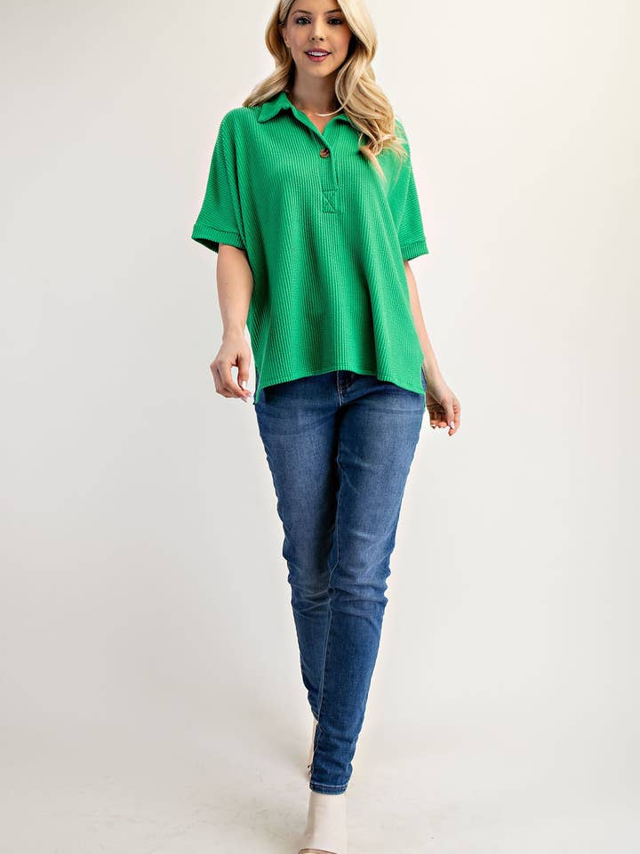 Celeste Clothing - Vendita all'ingrosso Top in maglia - Donna - TOP A COSTE TAGLIA FORTE CON COLLETTO E MANICHE CORTE - CT2391321