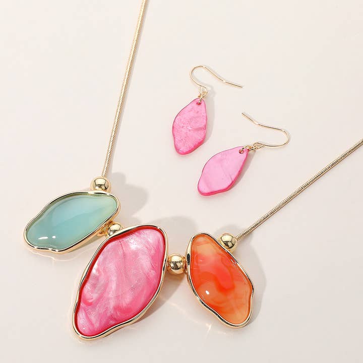 Abstract Sparkled Celluloid Acetate Pebble Link Necklace for wholesale by Sensibling Corp.