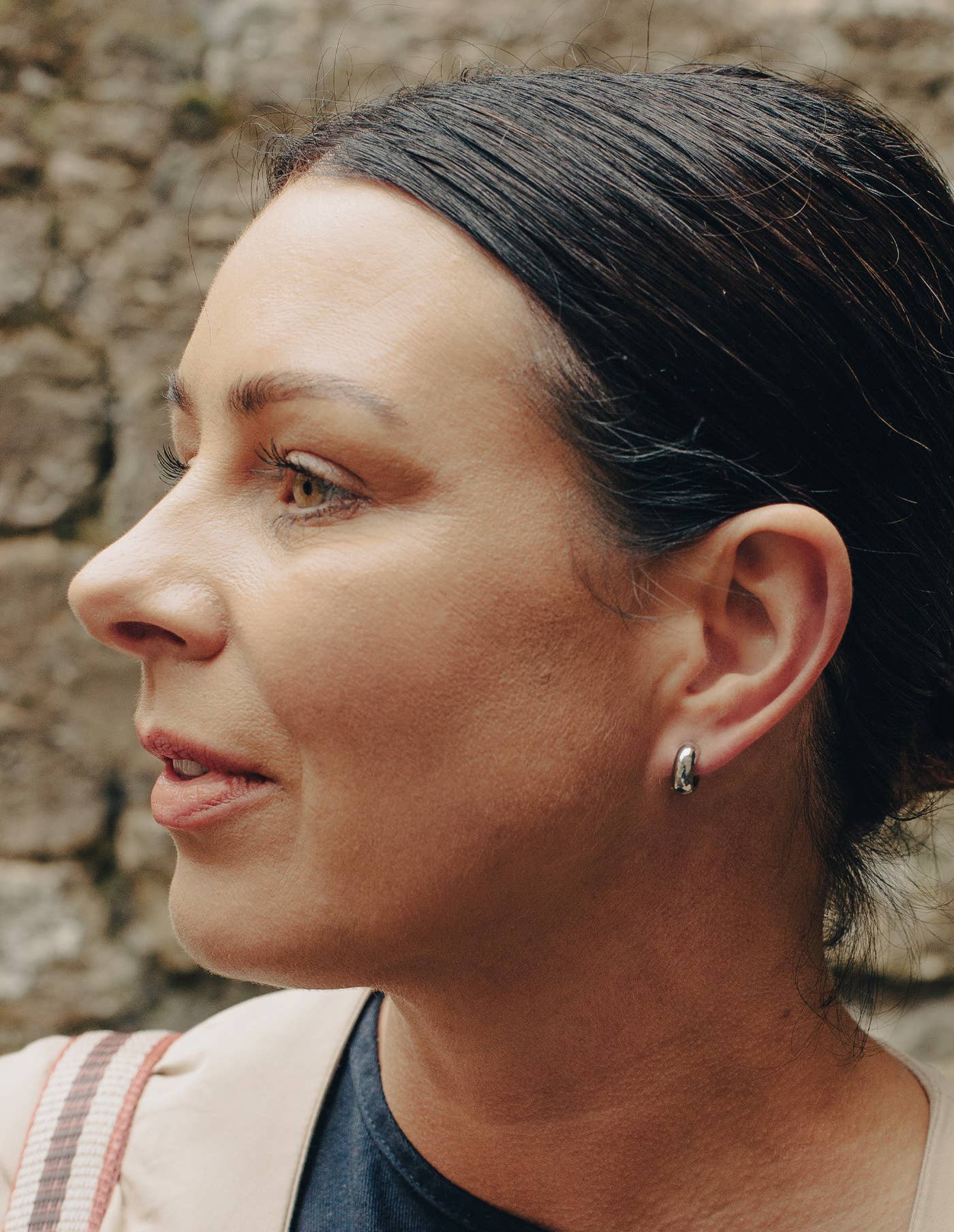 Nordic Muse – Engroshandel Hoops – Sølv Small Leverback Bold Hoop Øreringe, Vandtæt1