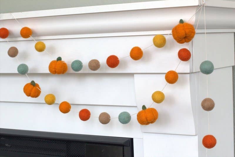 Matthew + Mae - Wholesale Bunting/Garland - Felt Pumpkin Garland- Orange Gold Teal- Fall Halloween Decor7