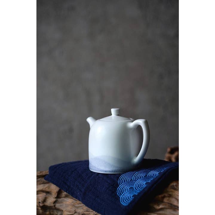 Gohobi Hand-painted Blue Mountain Teapot for wholesale by Gohobi (We cover U.S. import duties)